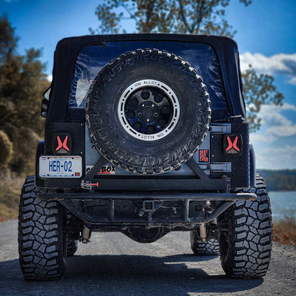 LOYO X Shaped LED Tail Lights Kit for Jeep Wrangler TJ YJ CJ, DOT Approved